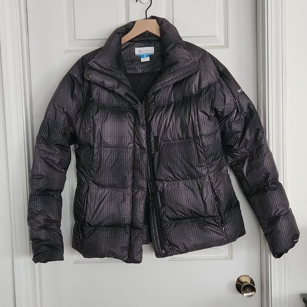 Large Columbia Puffer Jacket in Grey Plaid
